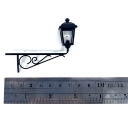 Black street lamp 7 cm for cribs and dioramas with micro led