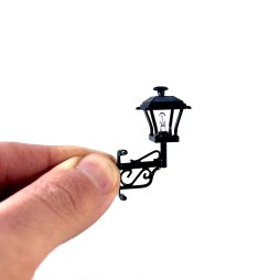 Lampione 3,2 cm colore nero per presepi e diorami con microlampada led