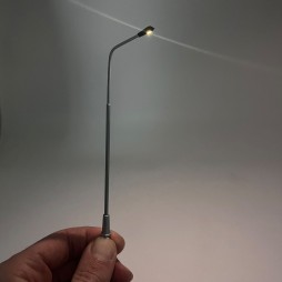 Street lamp light in 0 scale with SMD micro LED for dioramas