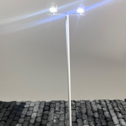 Lampione stradale in scala H0 con micro led SMD per modellismo e diorami