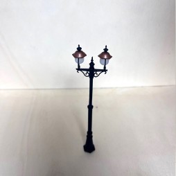 Lampione alto 14 cm colore nero per presepi e diorami con microlampada bianco caldo
