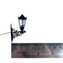 Lampione da parete lunghezza 2,6 cm colore nero per presepi e diorami con microlampada bianco caldo