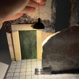 Lamp for cribs and dioramas with micro led