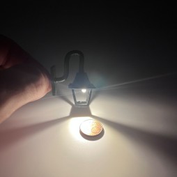 Lampione lanterna da parete per presepi e diorami con microlampada