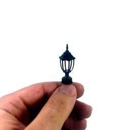 Lampione con lanterna colore nero per presepi e diorami con microlampada