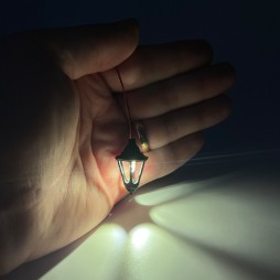 Lampione lampadario sospeso per presepi e diorami con microlampada led