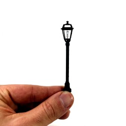 Lampione in diverse misure colore nero per presepi e diorami con microlampada